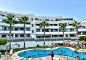 Apto con terraza, piscina y a 3 min de la playa, Garrucha